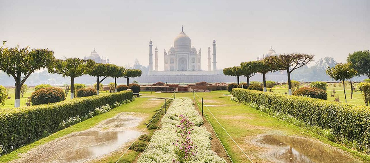 2 Days Delhi City and Agra Taj Mahal Tour by Car